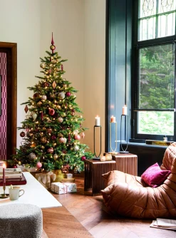 Hot Black Box Künstlicher Weihnachtsbaum Grand Fir D 152 H 215 cm Künstliche Weihnachtsbäume