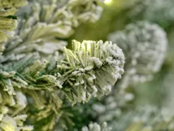 Outlet Everlands künstlicher Weihnachtsbaum Imperial Pine mit Schnee 380 LEDs warm weiß D 137 H 210 cm Künstliche Weihnachtsbäume