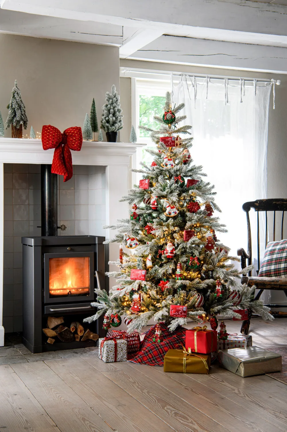 Clearance Weihnachtsbaumschmuck Nuna Geschenk gold / grün 6,4 x 6,4 x 9,1 cm Weihnachtskugeln & -Anhänger