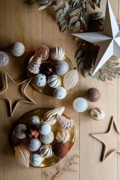 Hot Weihnachtskugel Bunclody taupe D 8 cm Weihnachtskugeln & -Anhänger