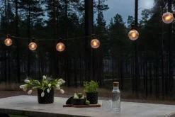 Konstsmide LED Lichterkette schwarz 5 m mit 10 austauschbaren Leuchten Außenlichterketten